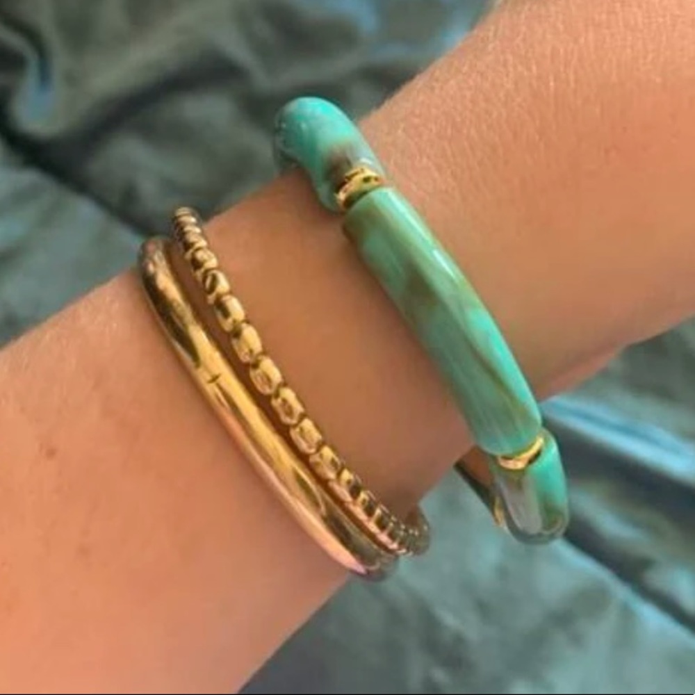 B2G1🌵Boho Turquoise Tube Bead & Gold Tone Stretch Stacking Bracelet NWT - Picture 5 of 15